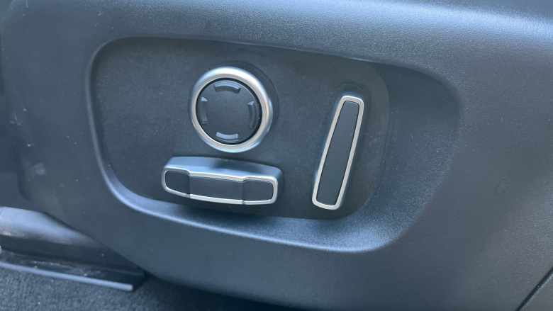 Land Rover Discovery Sport 1.5 P300e R-Dynamic SE 5dr Auto [5 Seat] Station Wagon